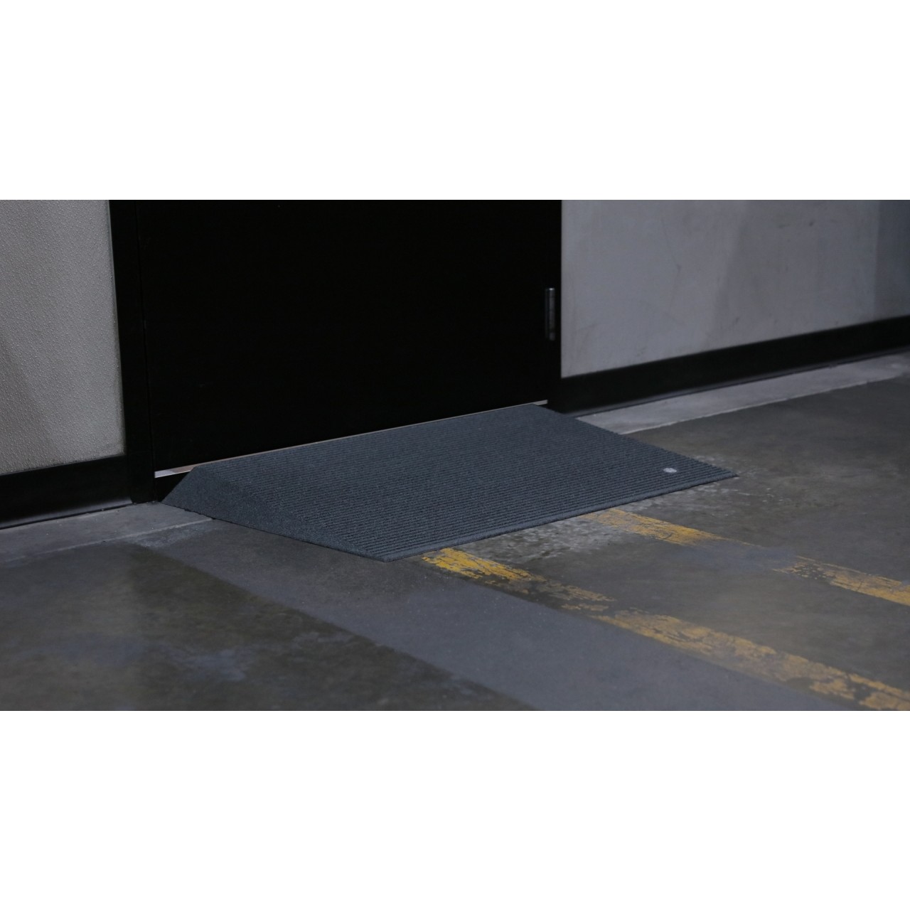 EZAccess Transitions Angled Entry Mat