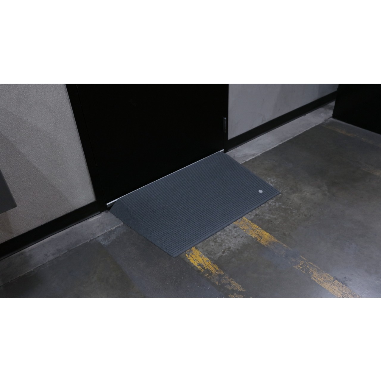 EZAccess Transitions Angled Entry Mat