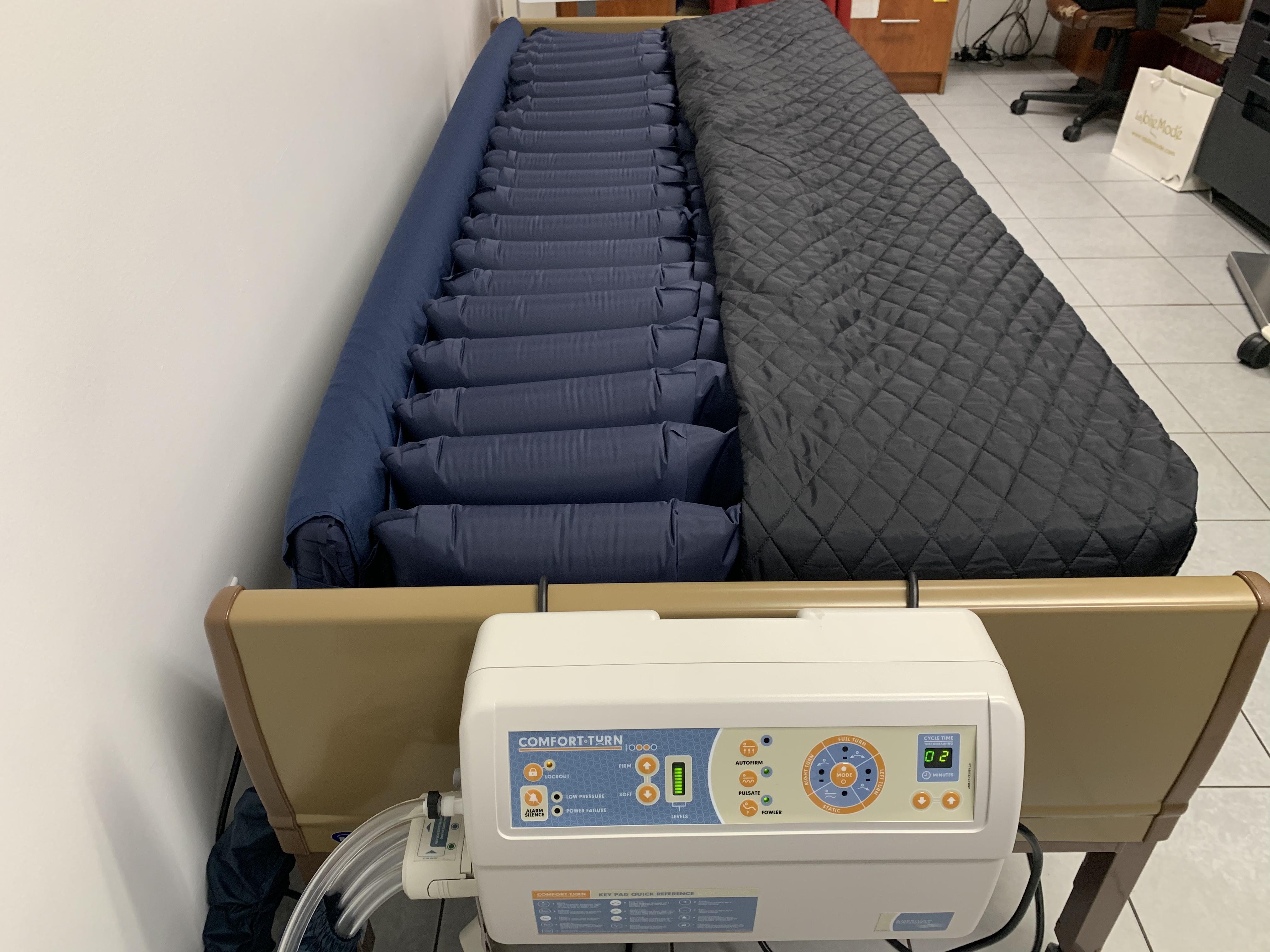 air mattress with lateral rotation