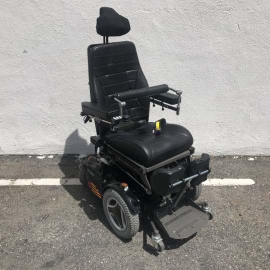Manufacturer Demo Permobil C500 VS Standing Power Chair