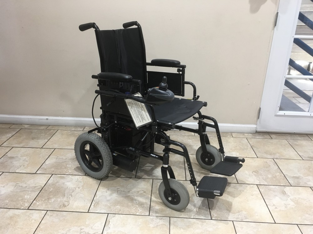 Used Invacare P9000 Xdt Folding Portable Power Wheelchair